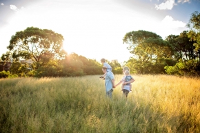 Family Portraits, Centennial Park Sydney Family Portraits, Sydney Family Portraits, Nav A Photography, Nav A Photography Sydney, Nav A Photography Family Portraits